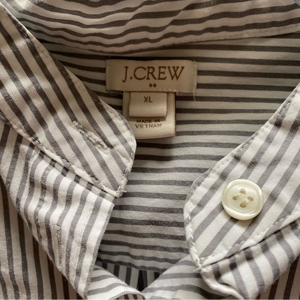 J Crew women’s XL striped top - Picture 5 of 7